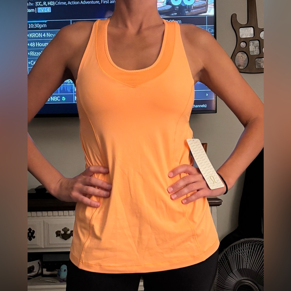 Lululemon Tone It Tank - Picture 2 of 7